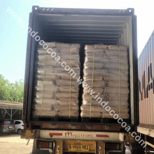 Export loading process of cocoa powder containers for shipping to Sydney Athens Istanbul and Alexandria ports