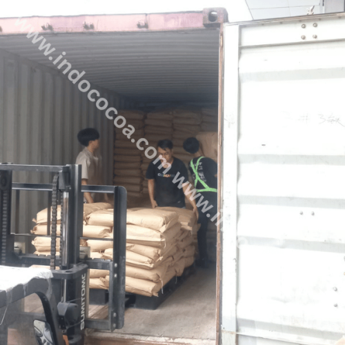 Export loading process of cocoa powder containers for shipping to Sydney Athens Istanbul and Alexandria ports
